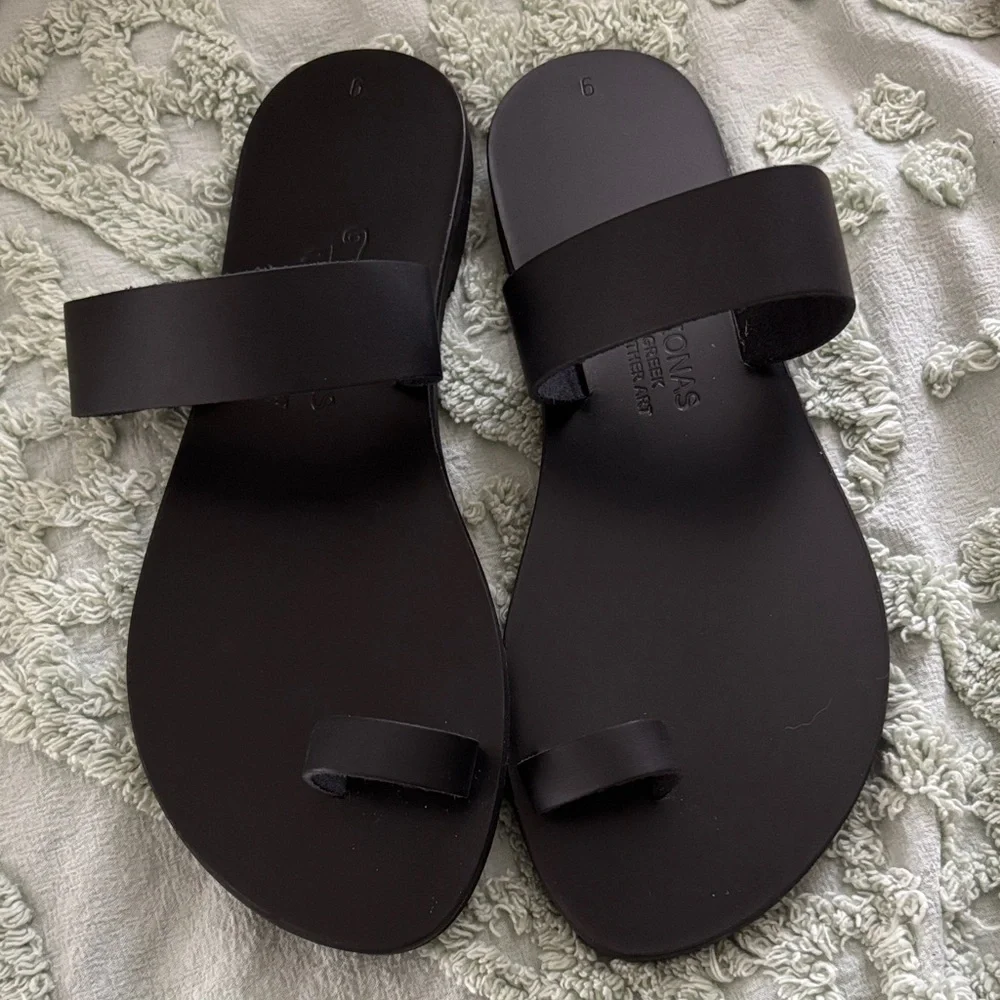 NEW Kionas RHEA Black Greek Leather Art Sandals 9 - Picture 4 of 7